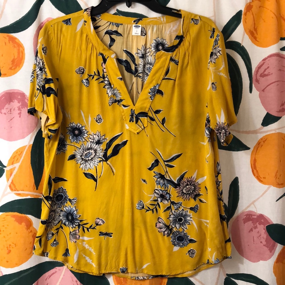 Women’s short sleeve blouse